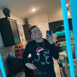 Meet your Posher, Julio